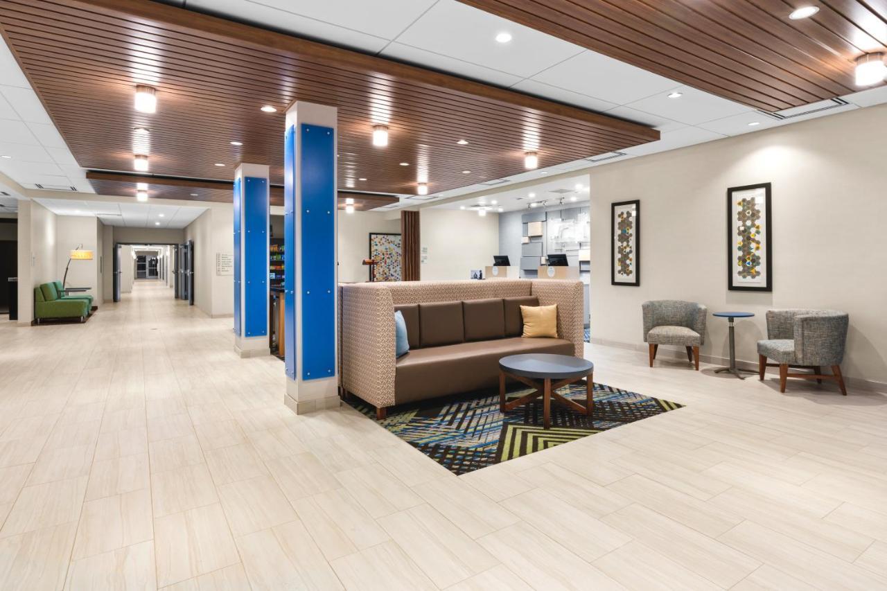 Holiday Inn Express & Suites - Suisun City By Ihg Экстерьер фото